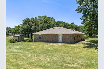 1100 Greg Street, Azle, TX 76020 - Photo 30