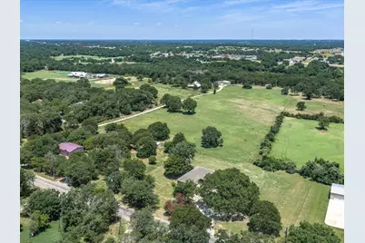 1100 Greg Street, Azle, TX 76020 - Photo 32