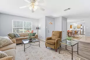 1100 Greg St, Azle, TX 76020 - Photo 12