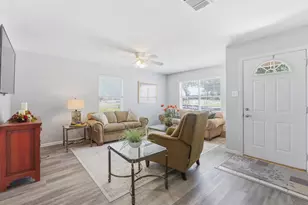 1100 Greg St, Azle, TX 76020 - Photo 10