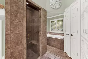 3700 Hillwood Way, Bedford, TX 76021 - Photo 24