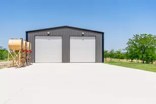 13428 Knob Hill Rd, Rogers, TX 76569 - Photo 34