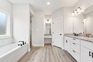 527 Limestone Cir, Mabank, TX 75147 - Photo 20