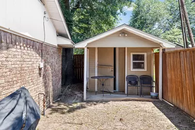 2712 Rix Street, Commerce, TX 75428 - Photo 30