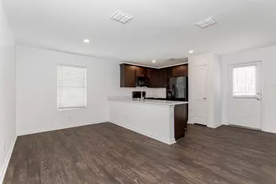 9213 Marilyn Place, Dallas, TX 75227 - Photo 10