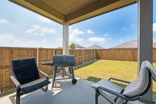 953 Adair Dr, Aubrey, TX 76227 - Photo 18