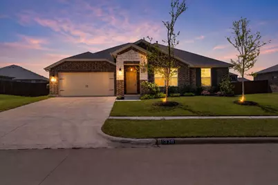 1338 Rolling Meadows Drive, Cedar Hill, TX 75104 - Photo 4