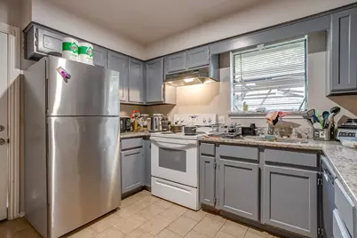 6725 Glenbrook Lane, Fort Worth, TX 76133 - Photo 14