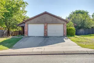 6725 Glenbrook Ln, Fort Worth, TX 76133 - Photo 1