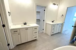 2004 Collin St, Weatherford, TX 76085 - Photo 24