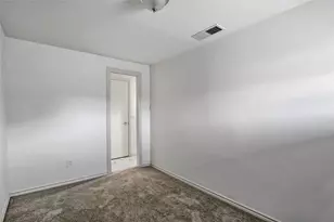 9178 Glen Springs Dr, Dallas, TX 75243 - Photo 30