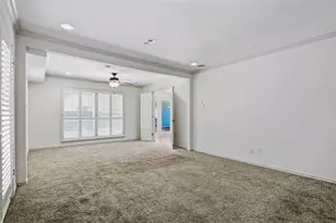 9178 Glen Springs Dr, Dallas, TX 75243 - Photo 16
