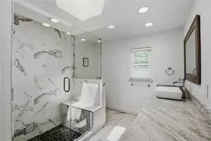 9178 Glen Springs Dr, Dallas, TX 75243 - Photo 28