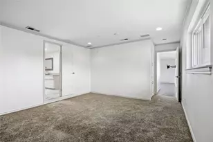 9178 Glen Springs Dr, Dallas, TX 75243 - Photo 32