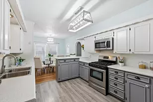 415 S Britain Rd, Irving, TX 75060 - Photo 8