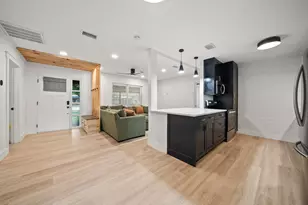 702 Crescent St, Denton, TX 76201 - Photo 8