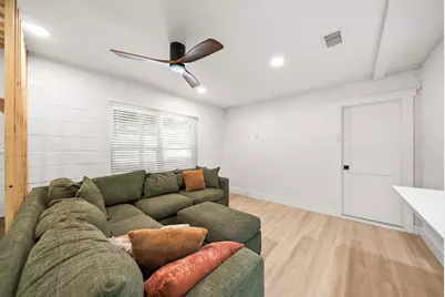 702 Crescent Street, Denton, TX 76201 - Photo 4
