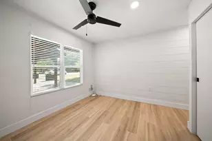 702 Crescent St, Denton, TX 76201 - Photo 18