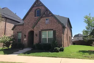 12978 Wimbledon Way, Farmers Branch, TX 75234 - Photo 2