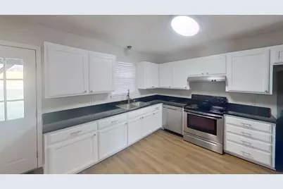 701 S Valentine Drive, Sherman, TX 75090 - Photo 4
