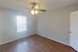 701 S Valentine Dr, Sherman, TX 75090 - Photo 8