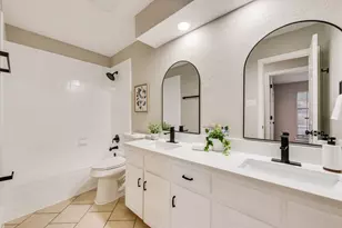 7400 Chapman Dr, North Richland Hills, TX 76182 - Photo 22