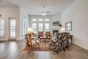 5705 Pope Creek Rd, Fort Worth, TX 76126 - Photo 8
