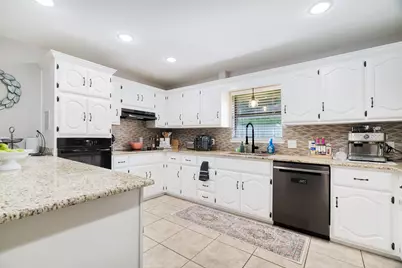 4030 Shannon Drive, Paris, TX 75462 - Photo 6