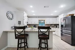 4030 Shannon Dr, Paris, TX 75462 - Photo 8
