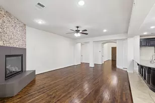 408 Vine St, Irving, TX 75039 - Photo 8