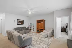 540 S Heights Dr, Crowley, TX 76036 - Photo 6