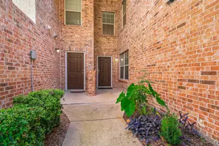 10084 Wake Bridge Dr, Frisco, TX 75035 - Photo 4