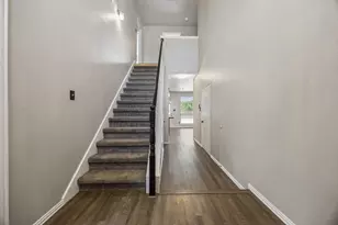 4217 Bent Oaks Dr, Arlington, TX 76001 - Photo 2
