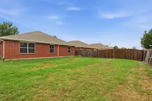 2051 Sunny Side Dr, Little Elm, TX 75068 - Photo 34