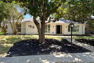 1512 Northridge Dr, Carrollton, TX 75006 - Photo 2