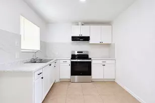 665 Freeman Dr, Garland, TX 75040 - Photo 8