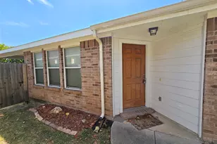 8928 Sunny Hollow Dr, Fort Worth, TX 76179 - Photo 6
