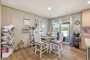 193 Firefly Dr, Springtown, TX 76082 - Photo 10