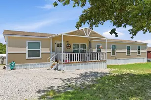 193 Firefly Dr, Springtown, TX 76082 - Photo 1