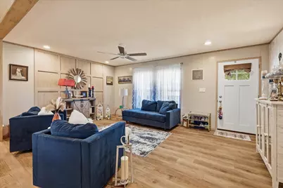 193 Firefly Drive, Springtown, TX 76082 - Photo 8