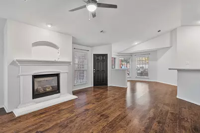 2709 Mountain Lion Drive, Fort Worth, TX 76244 - Photo 4