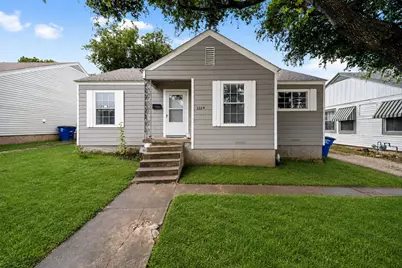 3324 W Clarendon Drive, Dallas, TX 75211 - Photo 1