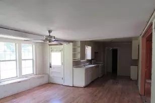 717 Tulane St, Beverly Hills, TX 76711 - Photo 6