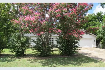 717 Tulane Street, Beverly Hills, TX 76711 - Photo 2