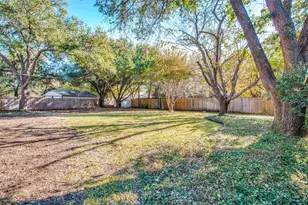 4117 Bilglade Rd, Fort Worth, TX 76109 - Photo 24