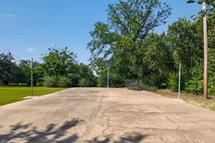 331 Lakeside Dr, Shady Shores, TX 76208 - Photo 18