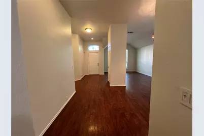 334 Touchdown Drive, Irving, TX 75063 - Photo 8