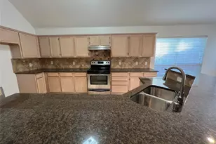 334 Touchdown Dr, Irving, TX 75063 - Photo 12