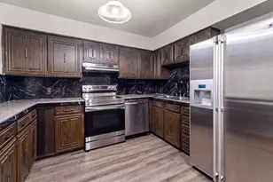 202 Fleetwood Ct, Arlington, TX 76014 - Photo 10