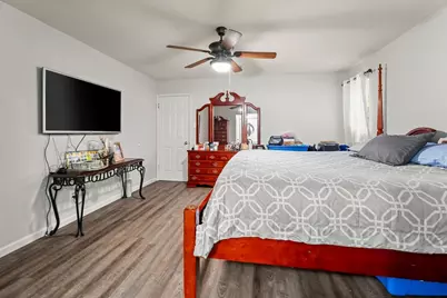 202 Fleetwood Court, Arlington, TX 76014 - Photo 14